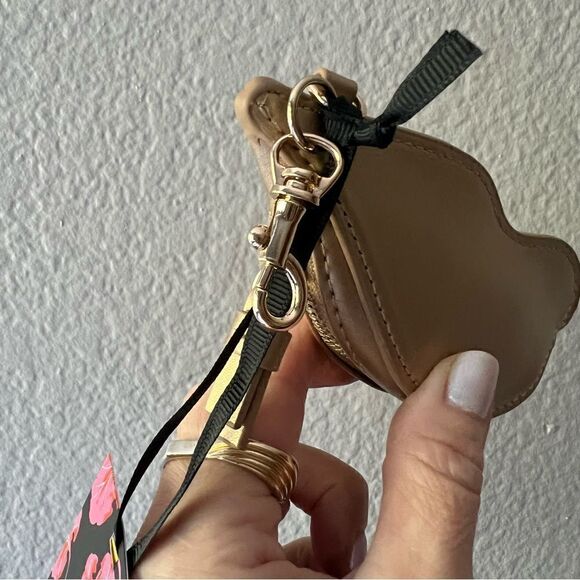 Dvf Gold Lips Pouch Coin Purse & keychain - Picture 13 of 14